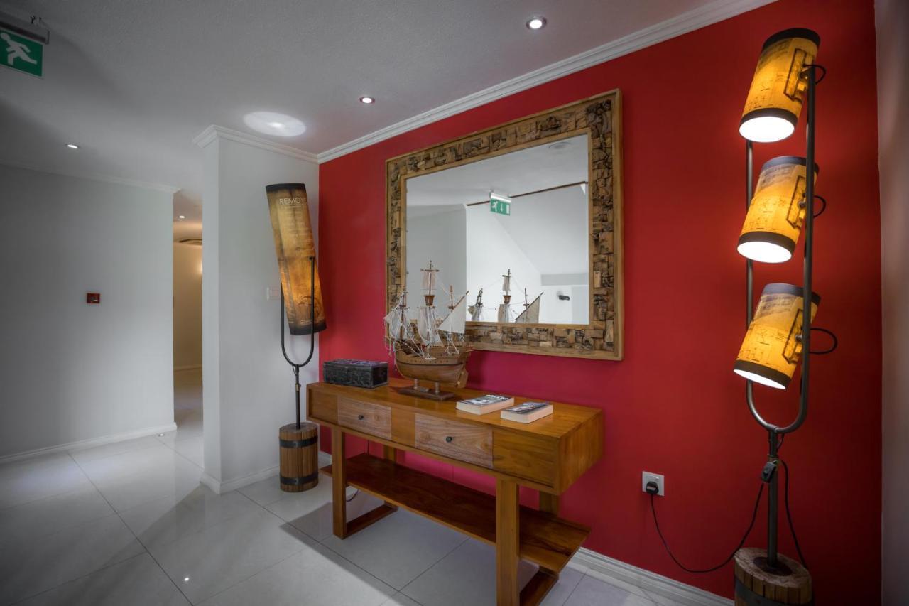 Crown Beach Hotel Seychelles Pointe Au Sel Ngoại thất bức ảnh
