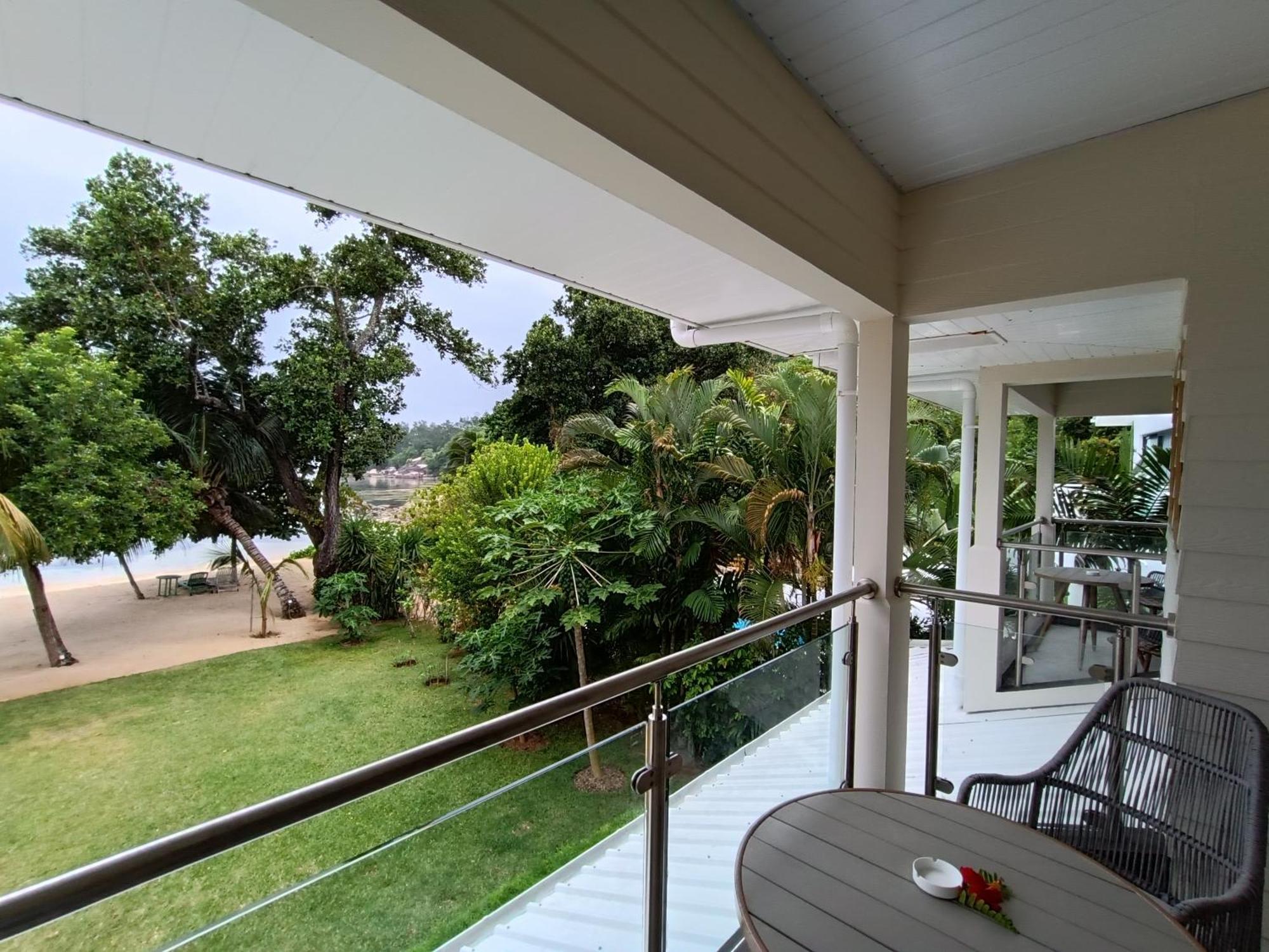 Crown Beach Hotel Seychelles Pointe Au Sel Ngoại thất bức ảnh