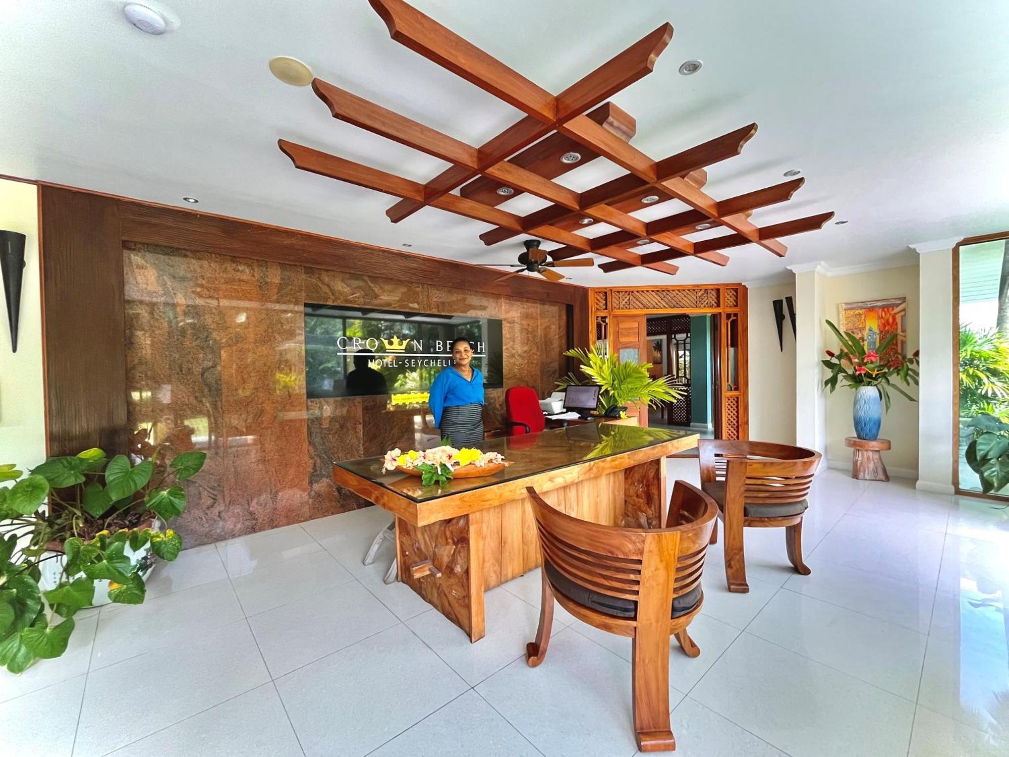 Crown Beach Hotel Seychelles Pointe Au Sel Ngoại thất bức ảnh